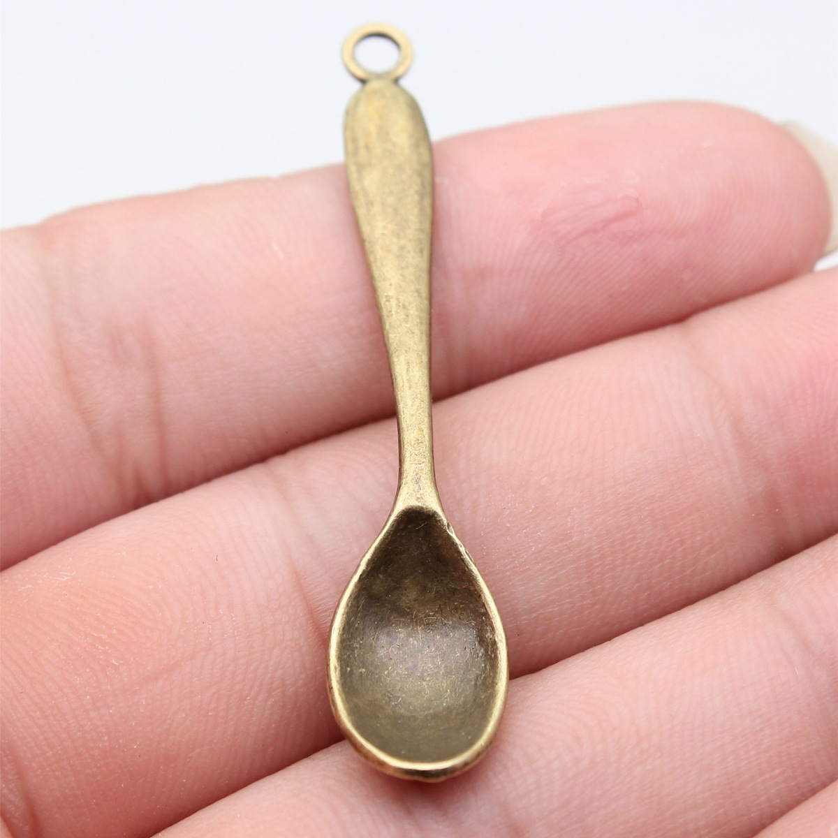 10 piezas de dijes de cuchara  - Vintage Urban Fashion reseña y precio