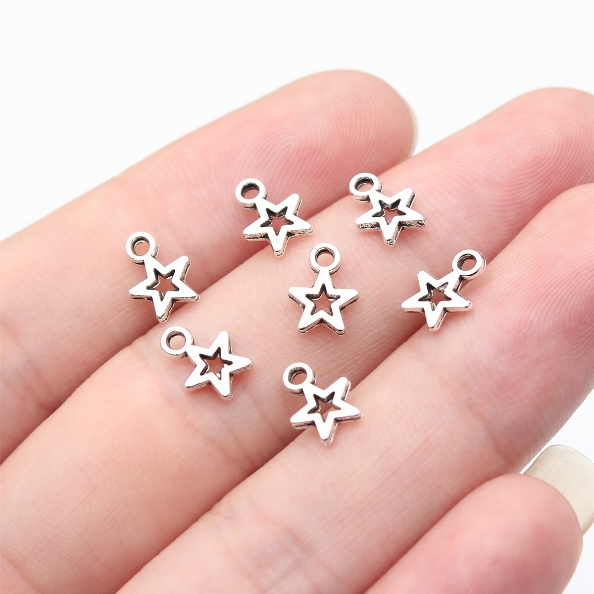 80 piezas de dijes de estrella - Vintage Urban Fashion reseña y precio
