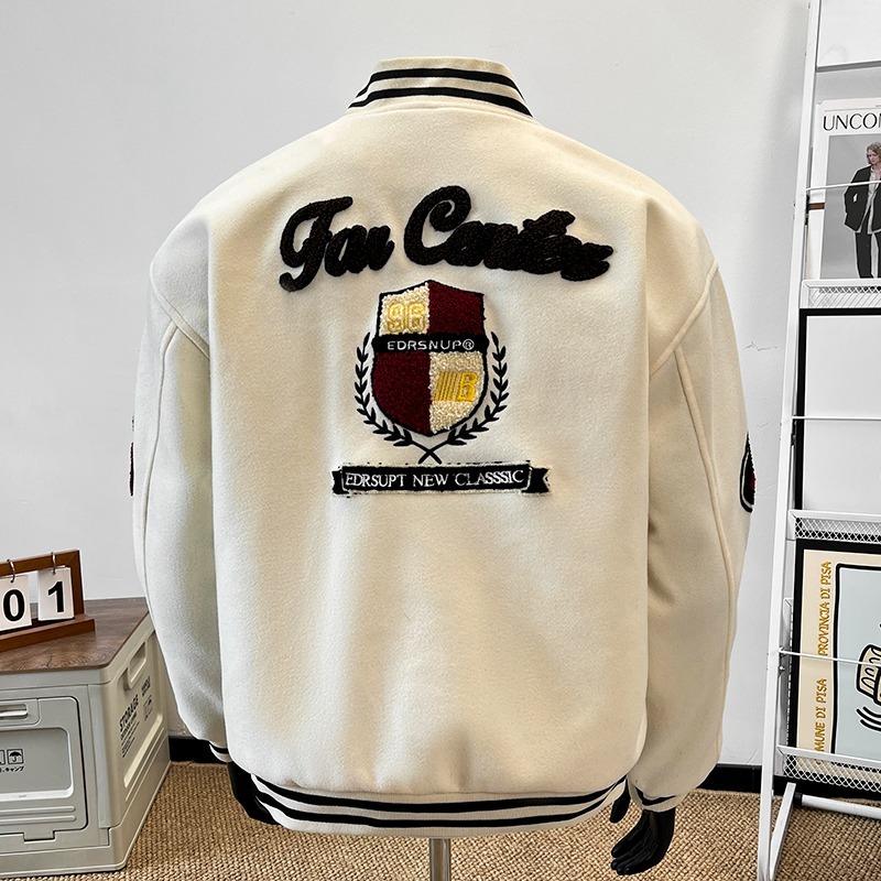 Abrigo nuevo de primavera 2026 - Varsity Jacket Wool reseña y precio